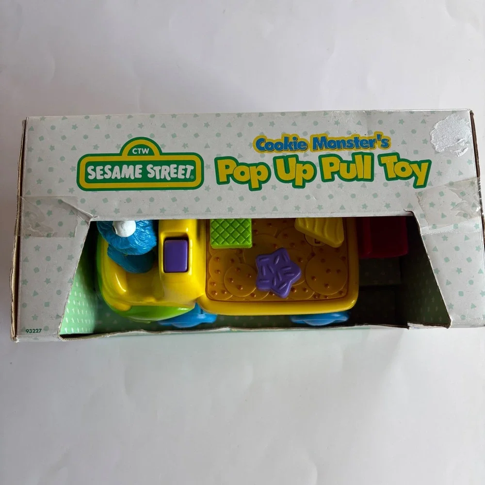 Fisher-Price Sesame Street Cookie Monster Pop Up Pull Toy Vintage 2000 NEW